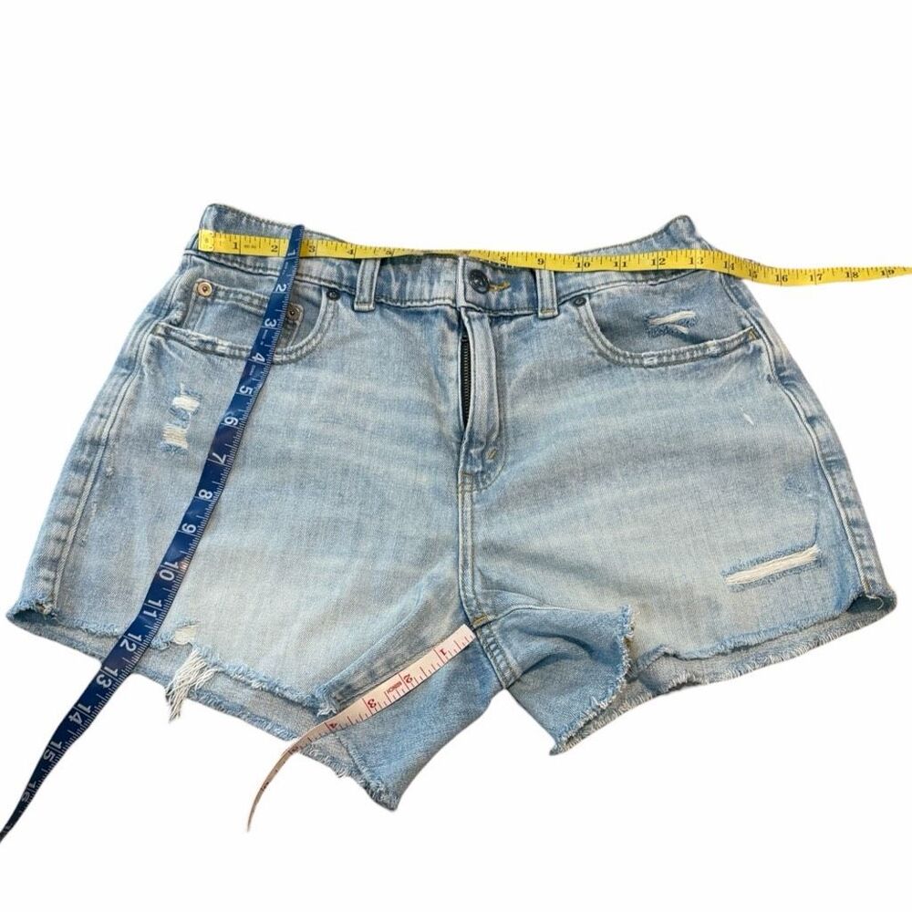 AERIE Women’s Light Wash Daydream Distressed Denim Shorts Size Medium - Picture 6 of 6